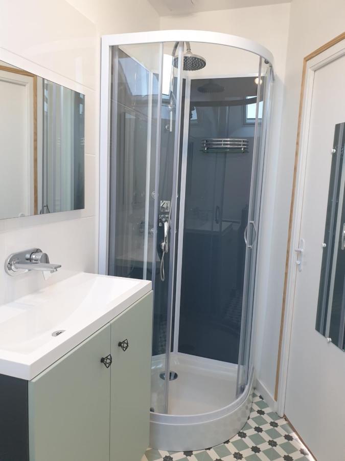 Gite Atypique Avec Jacuzzi Hillion Zewnętrze zdjęcie